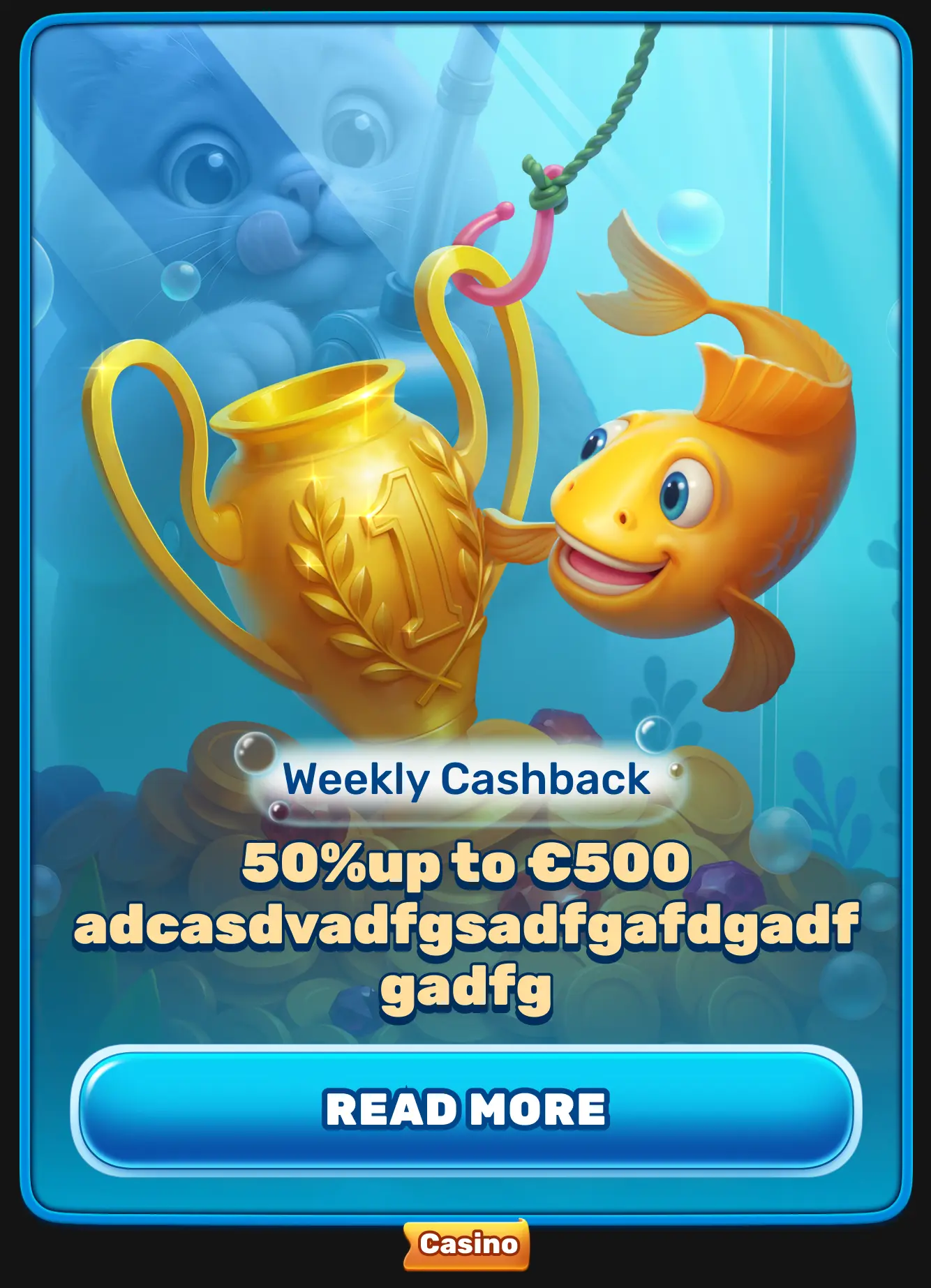 Un pesce giallo sorridente nuota verso un grande trofeo d’oro con inciso il numero uno, mentre un gatto curioso osserva la scena da dietro il vetro dell’acquario.